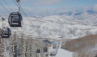 Luxe 2 Bedroom Ski In, Ski Out Residence in Snowmass Base Village