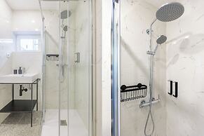 Albertina Carlos Alberto By Aspasios