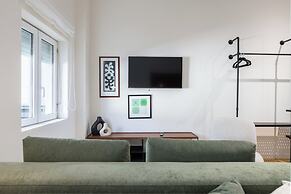 Albertina Carlos Alberto By Aspasios