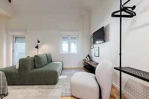 Albertina Carlos Alberto By Aspasios