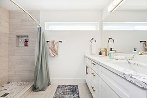 AZURE beach villa at Galveston