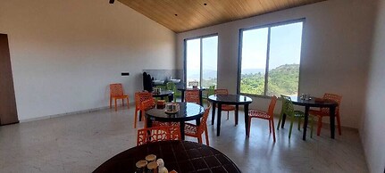 Rajapuri Caves Hills Resort