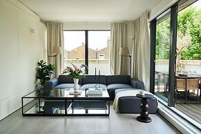 Bakery House by Nestor