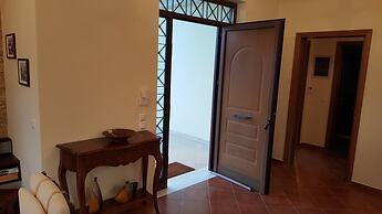 Villa Politimi at Aegina