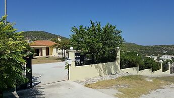 Villa Politimi at Aegina