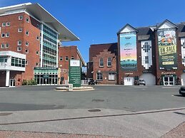 The Dooley, 3-beds, Sleeps 6, Pet Friendly