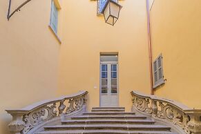 A Night At the Museum - Lake Como