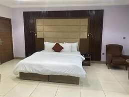 Brix Royale Suites