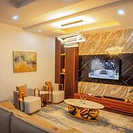 The Bond Apartment