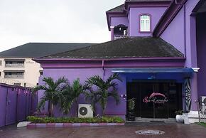 Spa Lavender Luxury Hotel and Suites