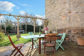 Eskbank Terrace Spacious House