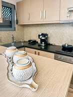 Filiatra Cozy Central Gem With Balcony