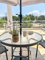 Filiatra Cozy Central Gem With Balcony