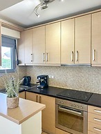 Filiatra Cozy Central Gem With Balcony