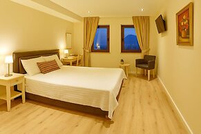 Arktos Hotel Double Room With Mountain View