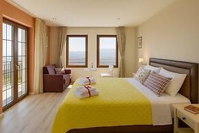 Arktos Hotel Junior Suite With Stunning Views