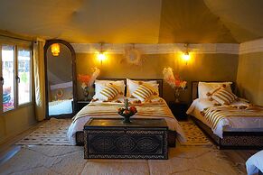 Alan luxury tent Merzouga