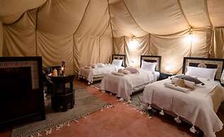 Alan luxury tent Merzouga