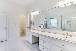 Spacious Family Retreat in Fort Worth Area!