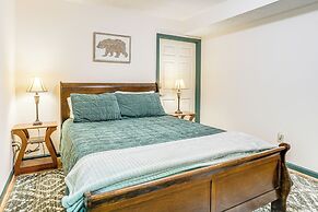 4 Mi to Massanutten Resort: Family Home w/ Views!