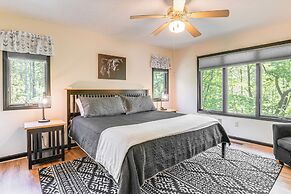 4 Mi to Massanutten Resort: Family Home w/ Views!