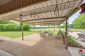 Tranquil Family Retreat: 4 Mi to Dtwn Winnsboro!