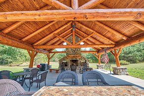 Deck + Beach Access: Lakefront Cabin in Levering!