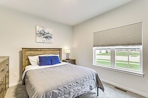 Spacious & Modern Home w/ Deck in Oregon!