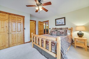 Deck + Beach Access: Lakefront Cabin in Levering!