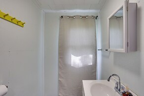 9 Mi to Hersheypark: Spacious Home w/ Deck