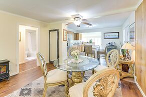 10 Mi to South Beach & Newport: Home w/ Deck!