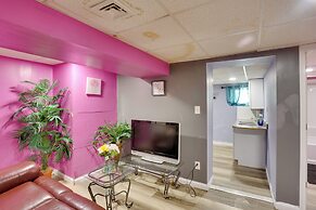 9 Mi to Midtown: Convenient Harrisburg Apt
