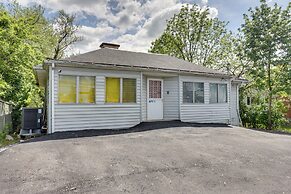 9 Mi to Midtown: Convenient Harrisburg Apt