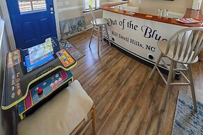 Hot Tub & Bay Views: Kill Devil Hills Haven!