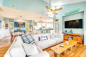 Hot Tub & Bay Views: Kill Devil Hills Haven!