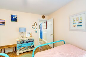 Hot Tub & Bay Views: Kill Devil Hills Haven!