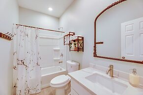 Mtn Views: Spacious Family Home in Casa Grande!