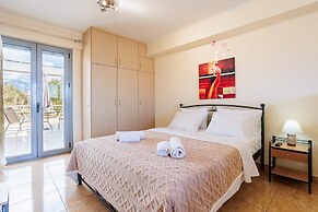 Cozy Studio w Balcony in the Center of Filiatra