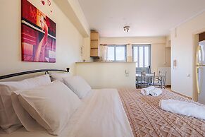 Cozy Studio w Balcony in the Center of Filiatra