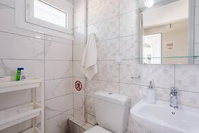 Serenity and Views - Beachside Escape