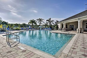 Pool, Hot Tub & Theatre Access: Kissimmee Gem