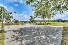 Pool, Hot Tub & Theatre Access: Kissimmee Gem