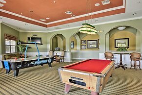 Pool, Hot Tub & Theatre Access: Kissimmee Gem