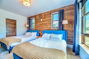 Luxury 2BR Mountain Townhouse w Picturesque Views