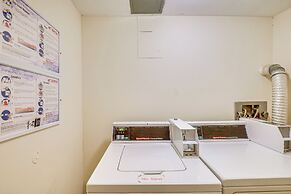 Balcony w/ Ocean Views: Daytona Beach Gem w/ Perks