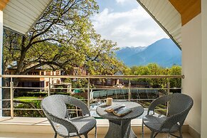 MOUSTACHE HOSTEL PAHALGAM