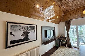 MOUSTACHE HOSTEL PAHALGAM