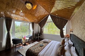 MOUSTACHE HOSTEL PAHALGAM