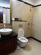 Luxury Serviced Apartment Near Medanta Medicity