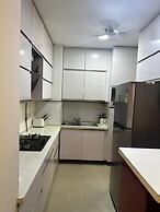 Luxury Serviced Apartment Near Medanta Medicity